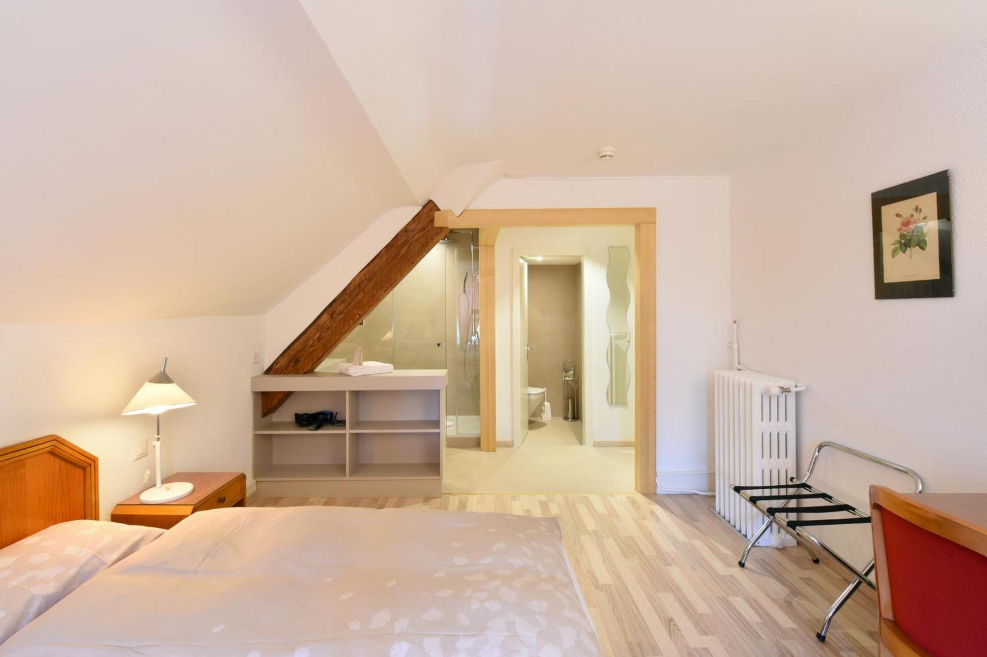 Hotel De L'Aigle Couvet Rom bilde